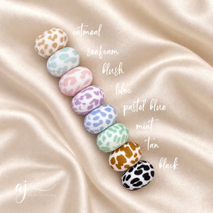 Seafoam Cow Print - 15mm round Silicone Beads - 10 Beads