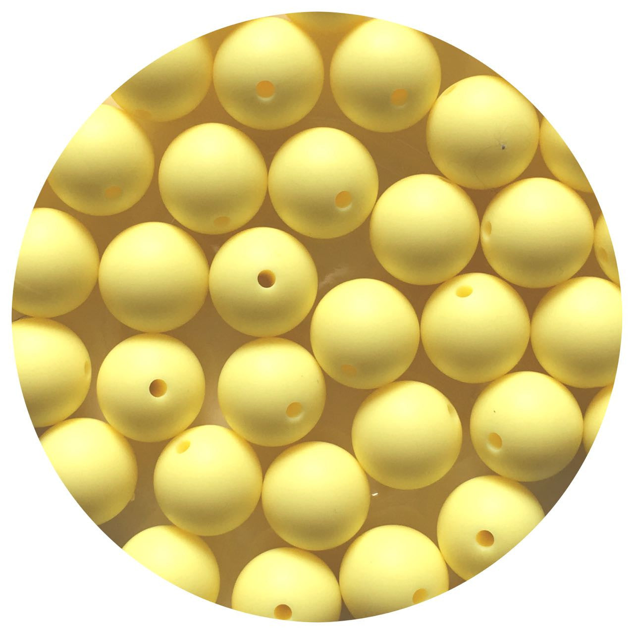Buttery Yellow - 15mm round - 10 Beads