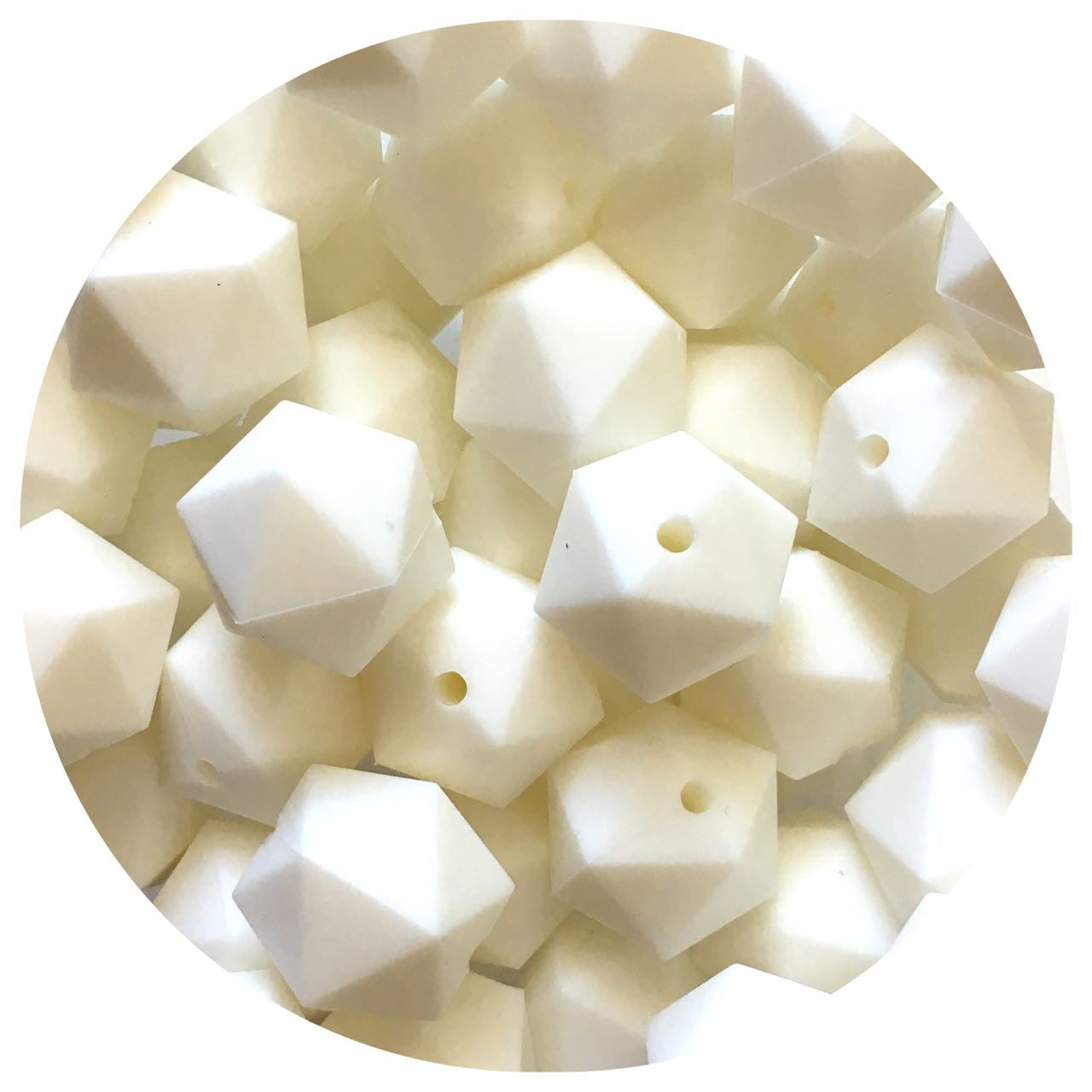 Snow White - 17mm Icosahedron - 5 Beads