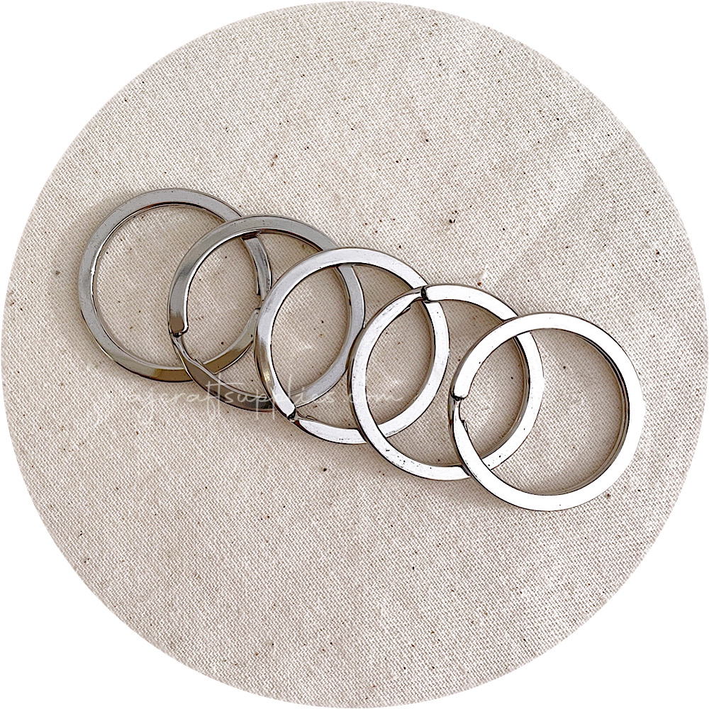 30mm Round Split Ring Keyring - Silver - 5 rings