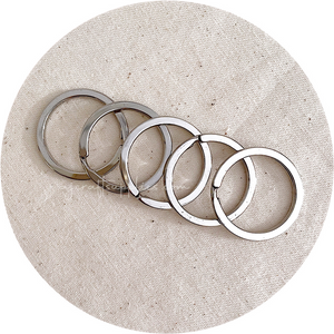 30mm Round Split Ring Keyring - Silver - 5 rings