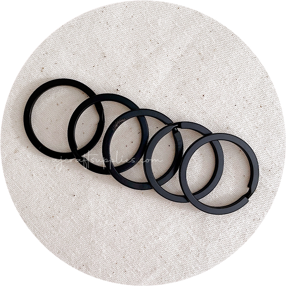 30mm Round Split Ring Keyring - Black - 5 rings