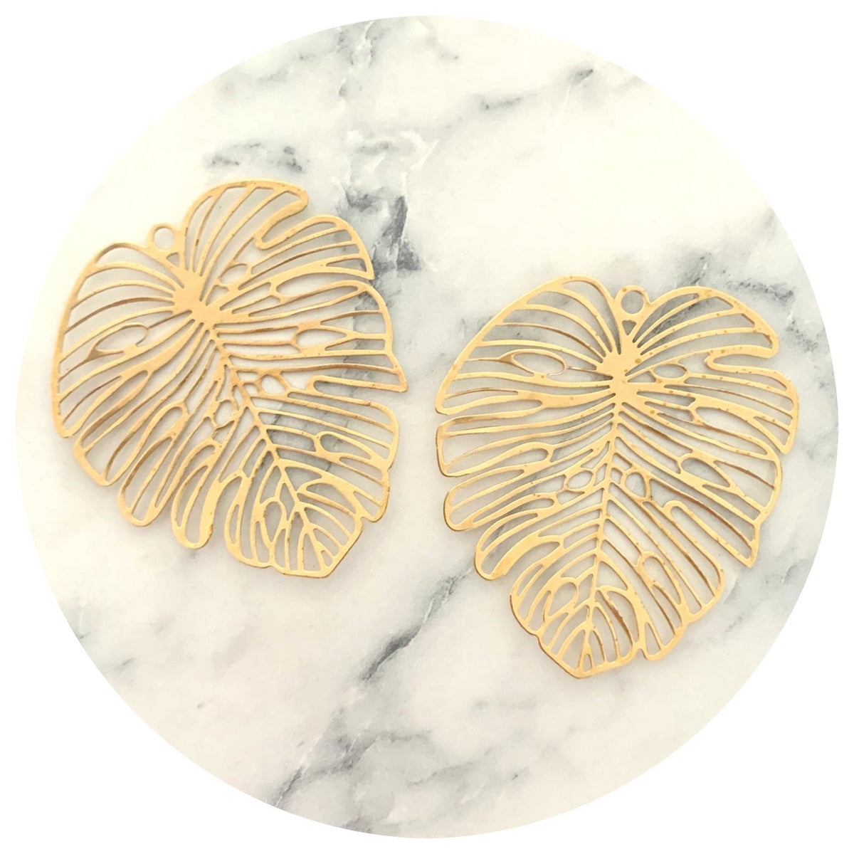 Large Monstera Leaf Charms - Raw Brass - 2 pcs - D618