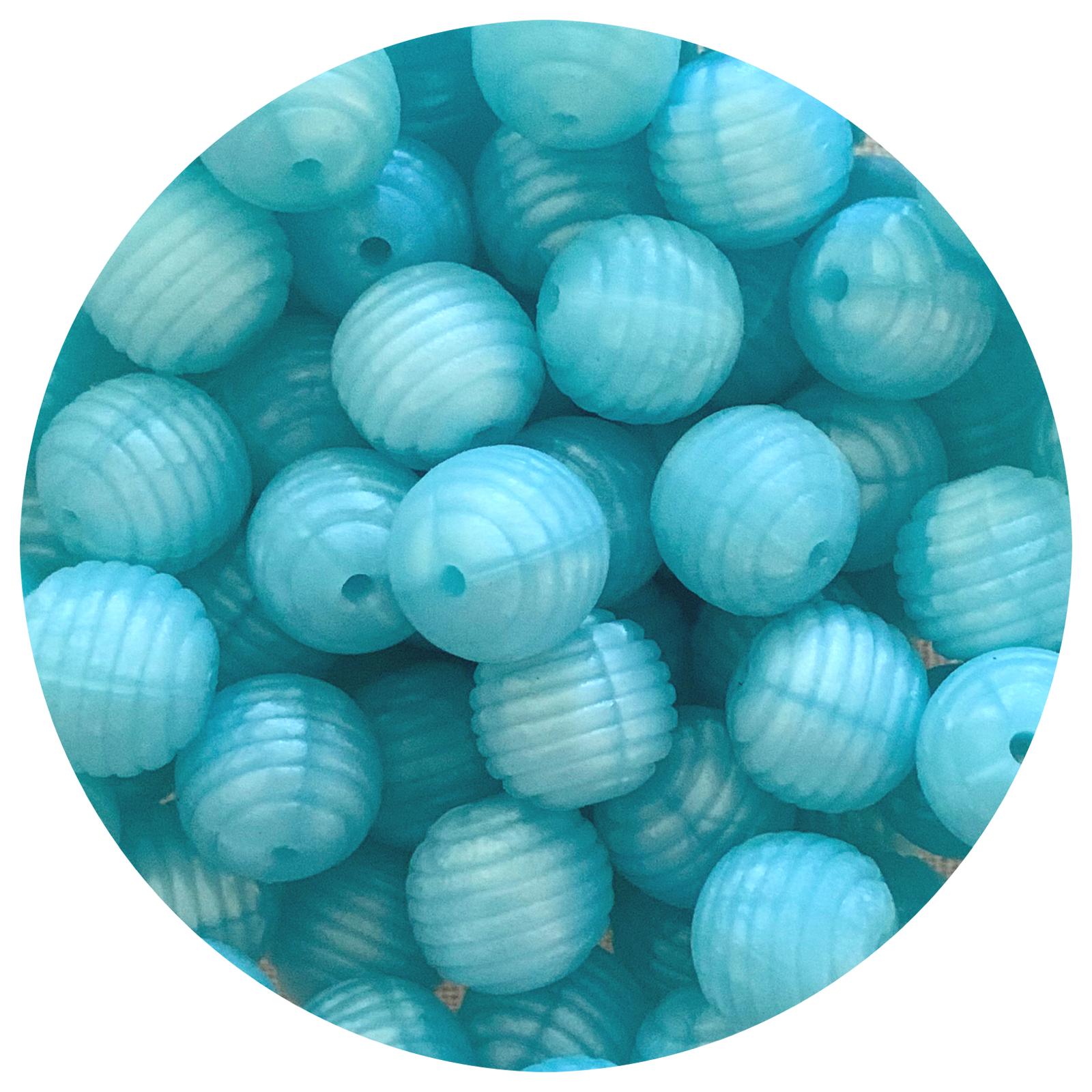 Pearl Baby Blue - 15mm round Beehive - 5 Beads