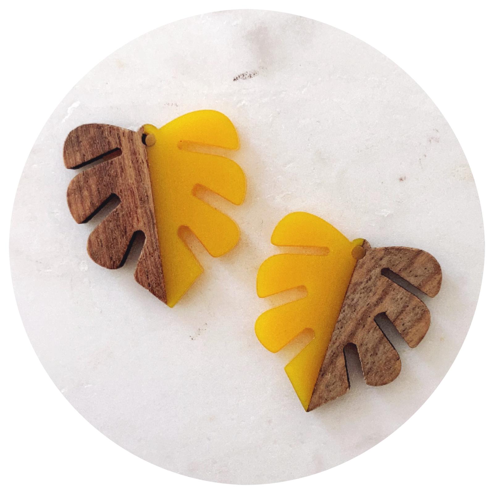 30mm Monstera Leaf Pendant - Acrylic & Wood - Mustard Yellow - Each