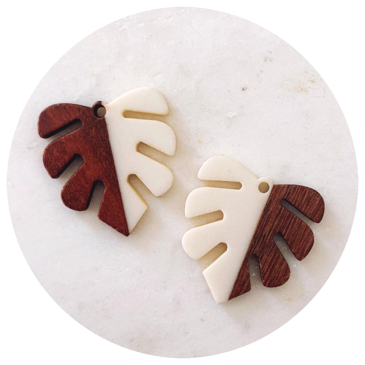30mm Monstera Leaf Pendant - Acrylic & Wood - Ivory - Each