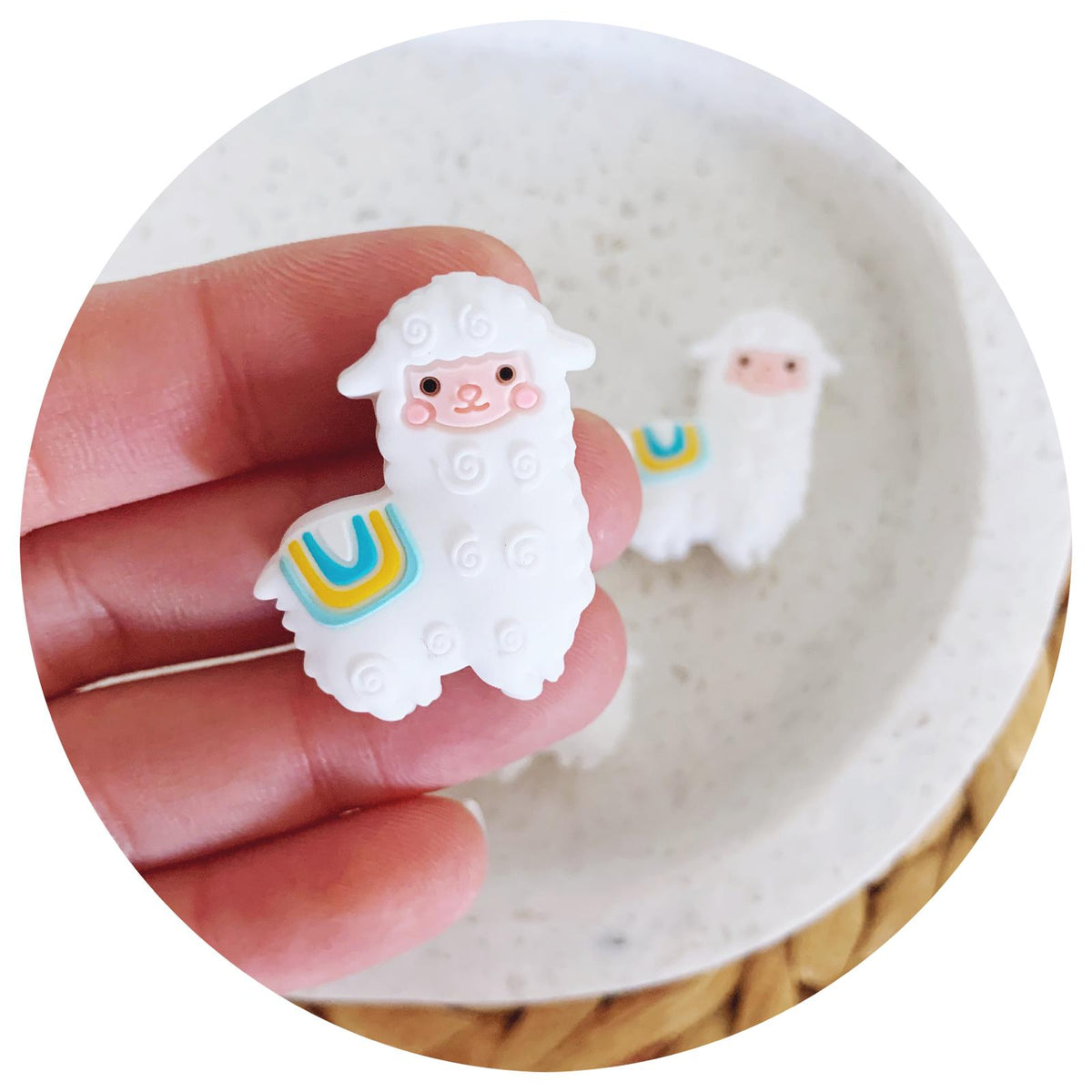Snow White - Llama Silicone Beads - 2 Beads