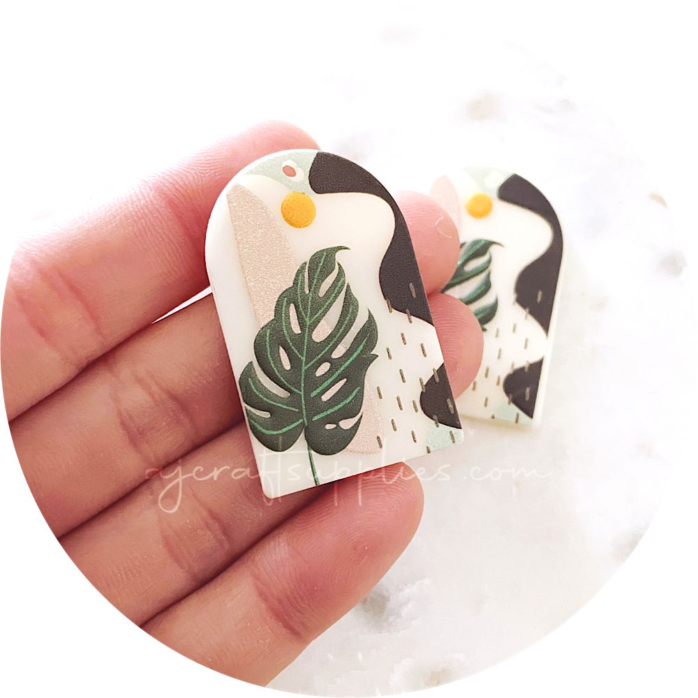 Green Monstera Leaf Arch Acrylic Charm - Each