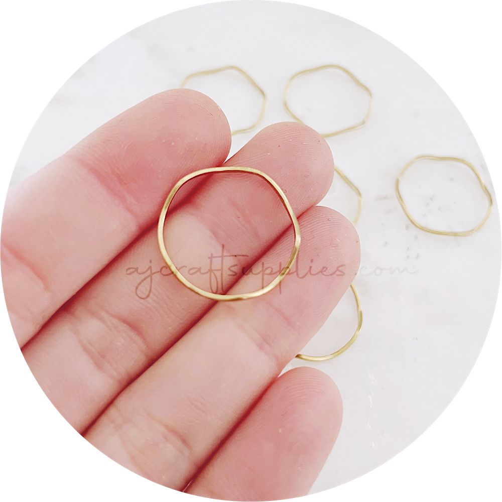20mm Wavy Circle Connectors - Raw Brass - 2 pcs - BS1807