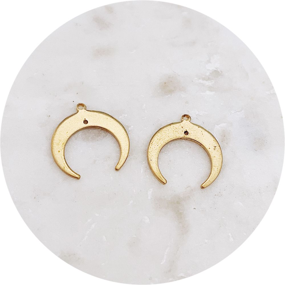 18mm Crescent Charm 1 Hole & 1 Loop - Raw Brass - 2 pcs - E146