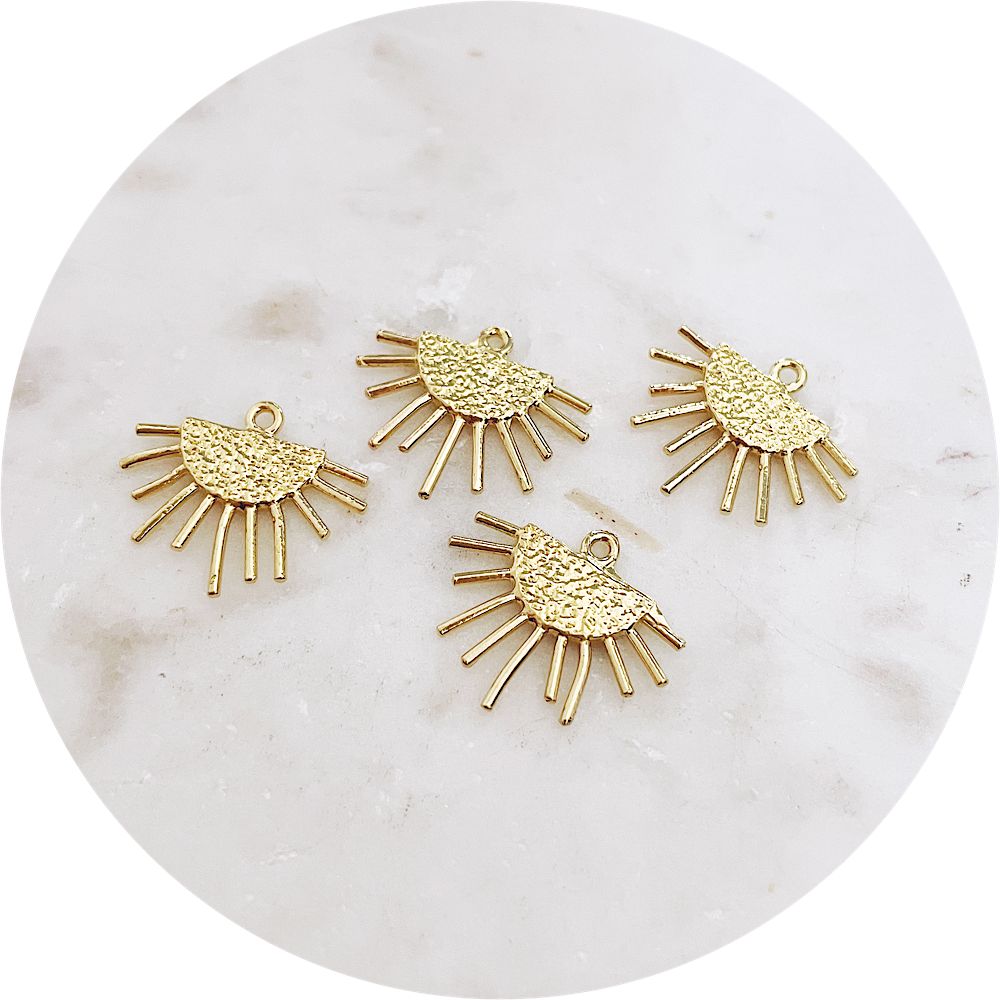 Sunburst Ethnic Pendants - Raw Brass - 2 pcs - E459