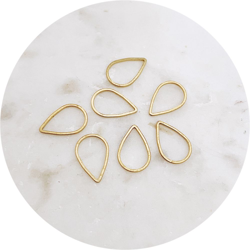 16mm x 11mm Open Teardrop Connector - Raw Brass - 2 pcs - BS1134