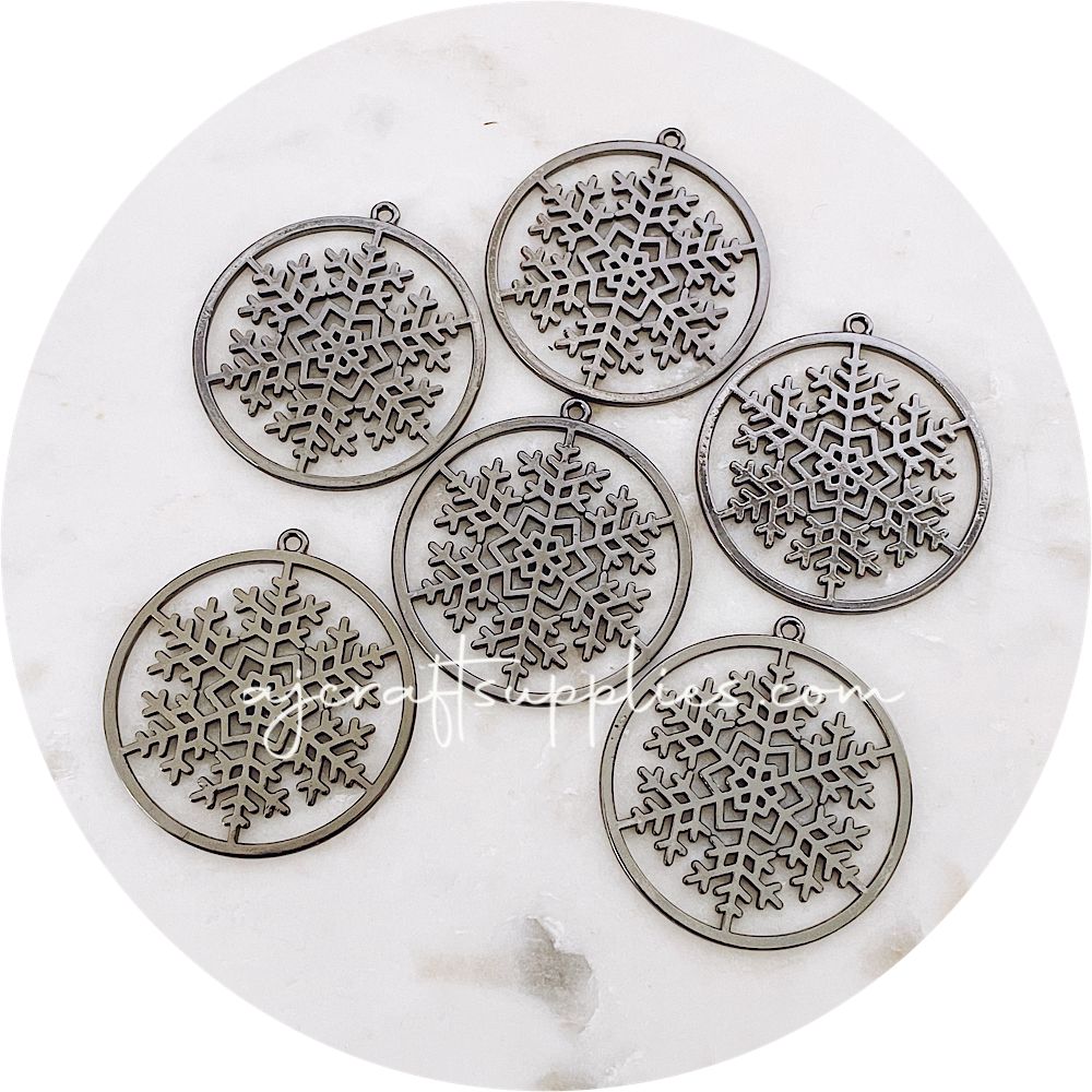 35mm Snowflake Round Charm - Gunmetal - 2 pcs