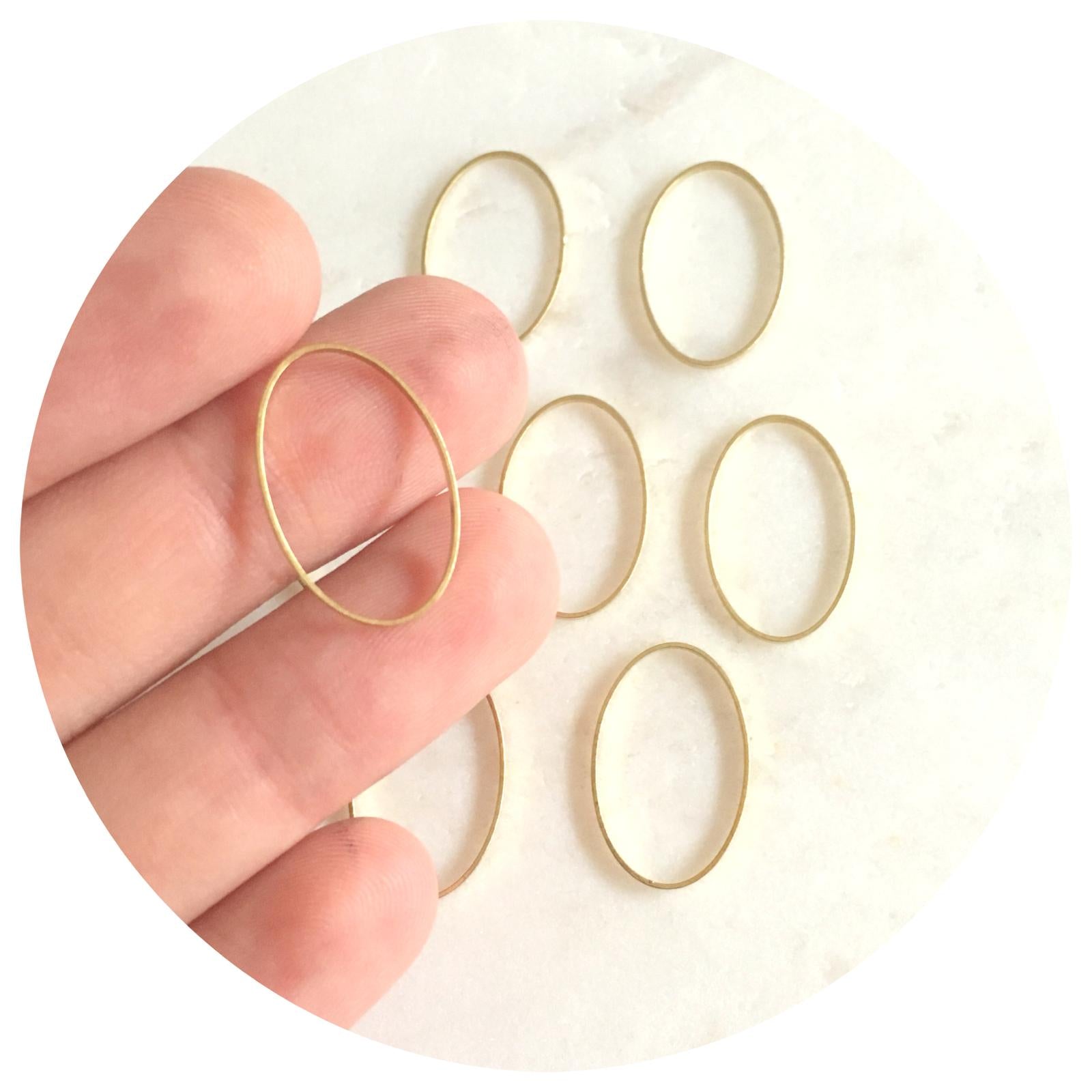 20mm Oval Connector - Raw Brass - 2 pcs - BS2199