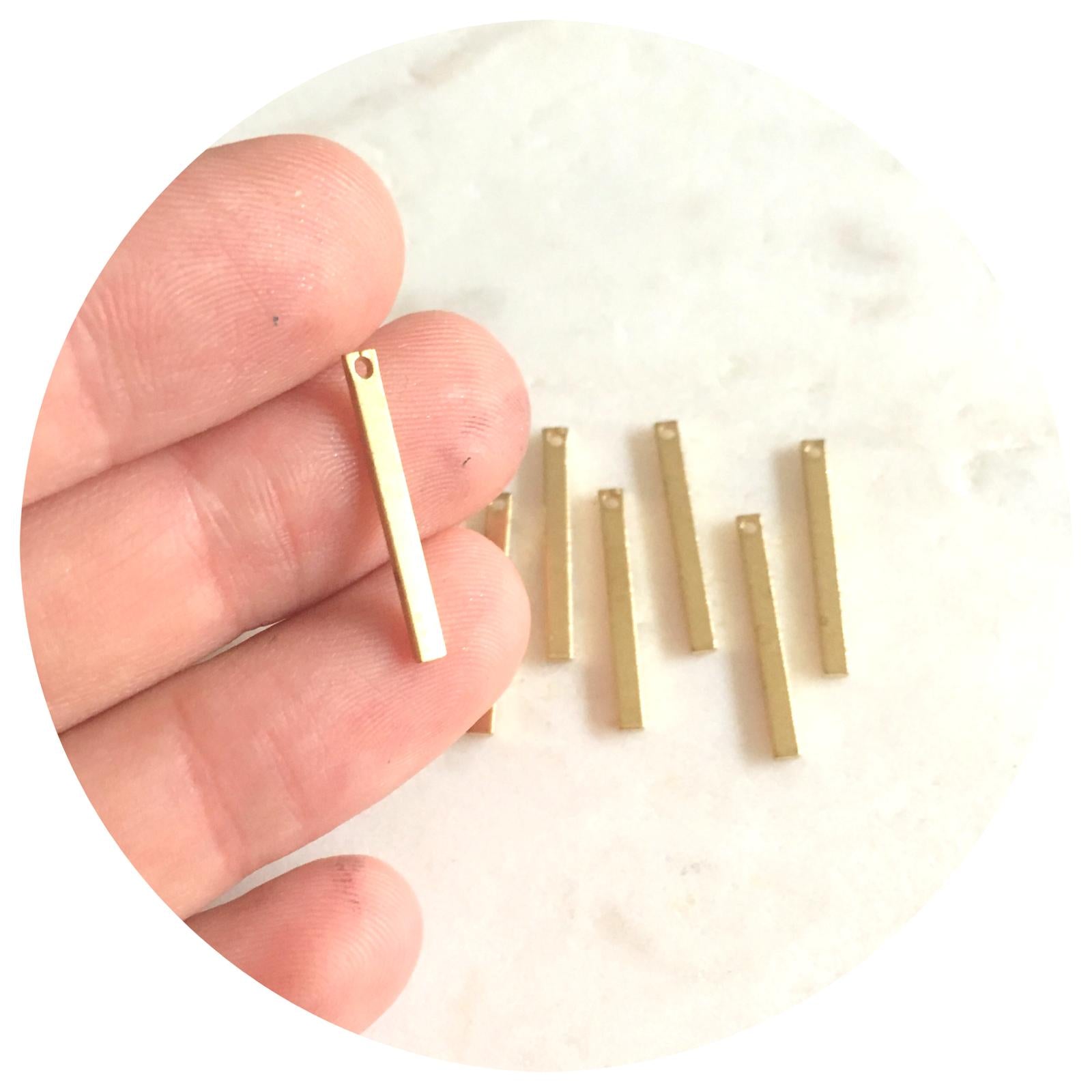 20mm Skinny Bar Charm - Raw Brass - 2 pcs - BS1199 A0857