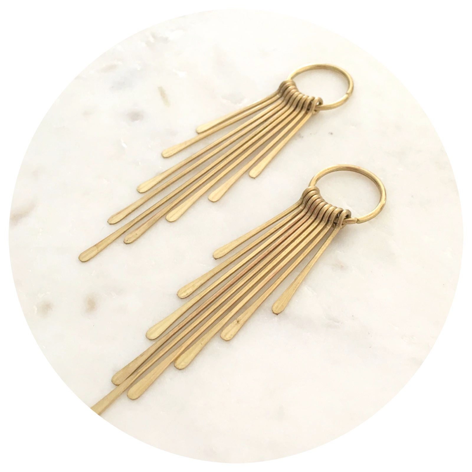 82mm Fringed Pendant Hammered Ends - Raw Brass - 2 pcs - E380