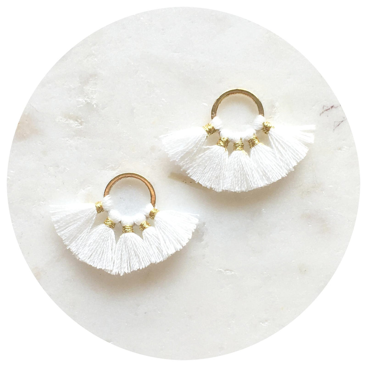 Mini Fan Cotton Tassel - Snow White - 2 pcs - 12101