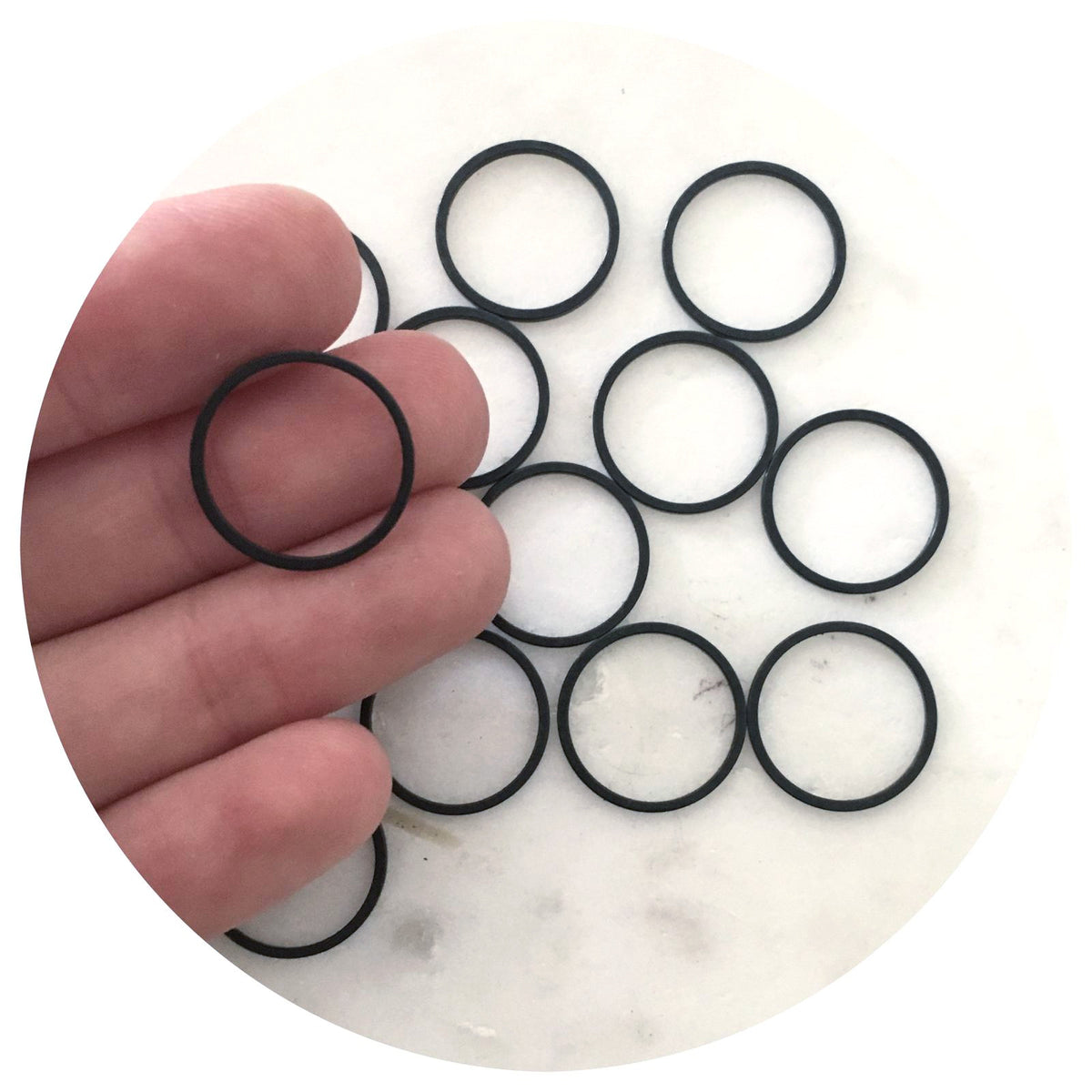 17mm Open Circle Connector - Black - 2 pcs - BS1097