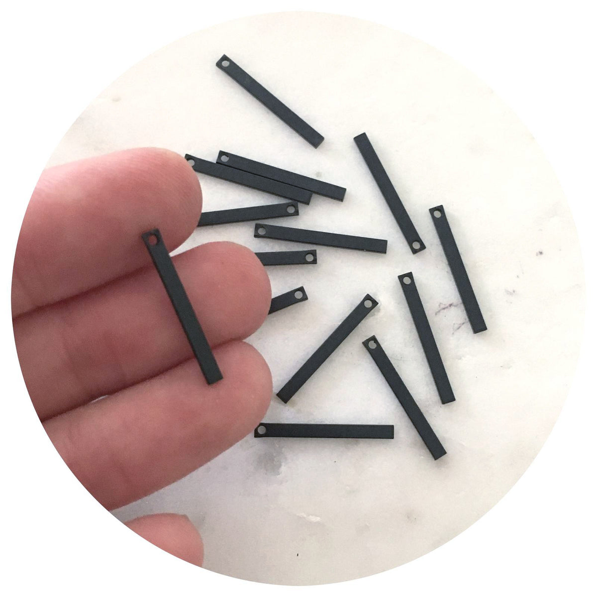 20mm Skinny Bar Charm - Black - 2 pcs - BS1199 A0857