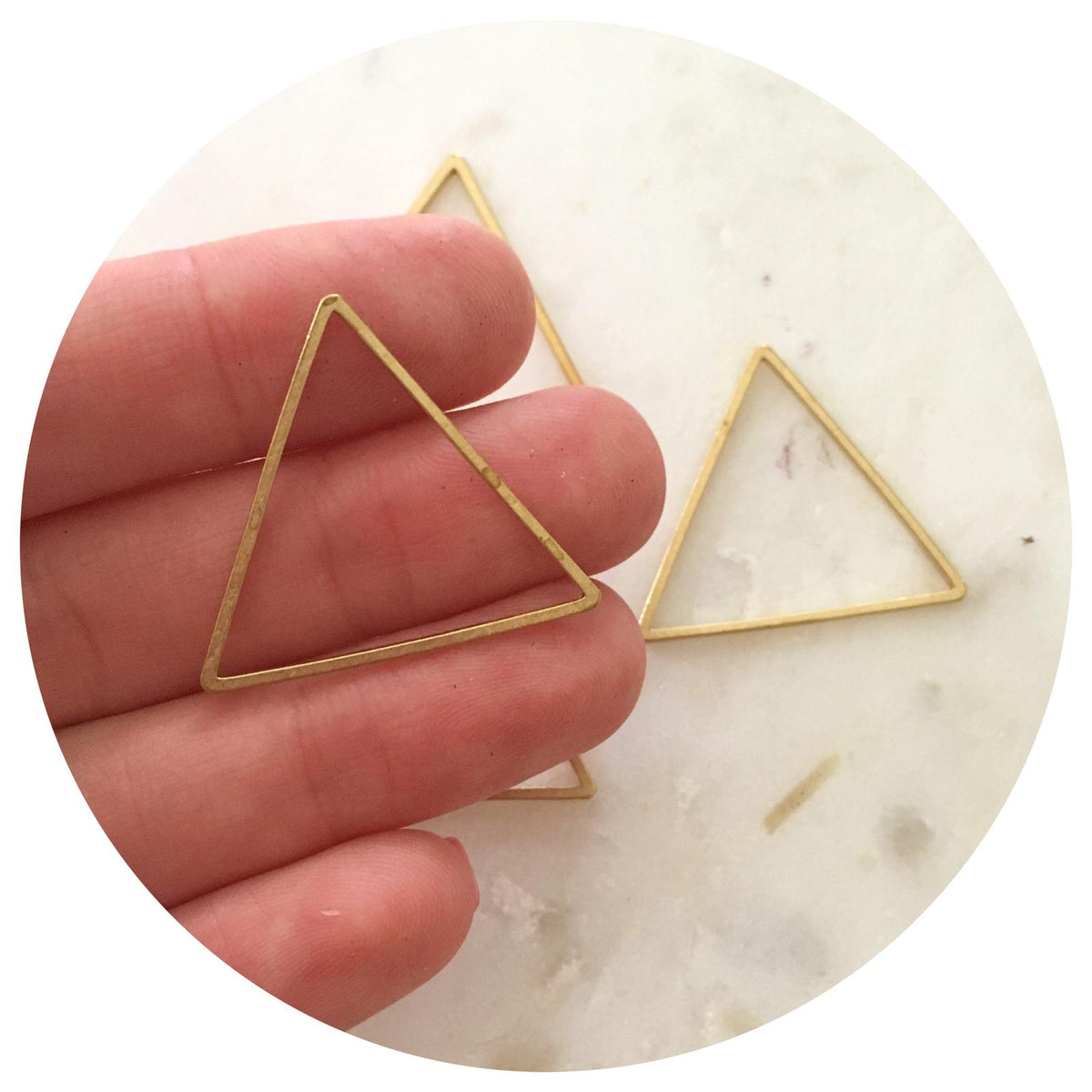 30mm Open Triangle Connector - Raw Brass - 2 pcs - BS1070