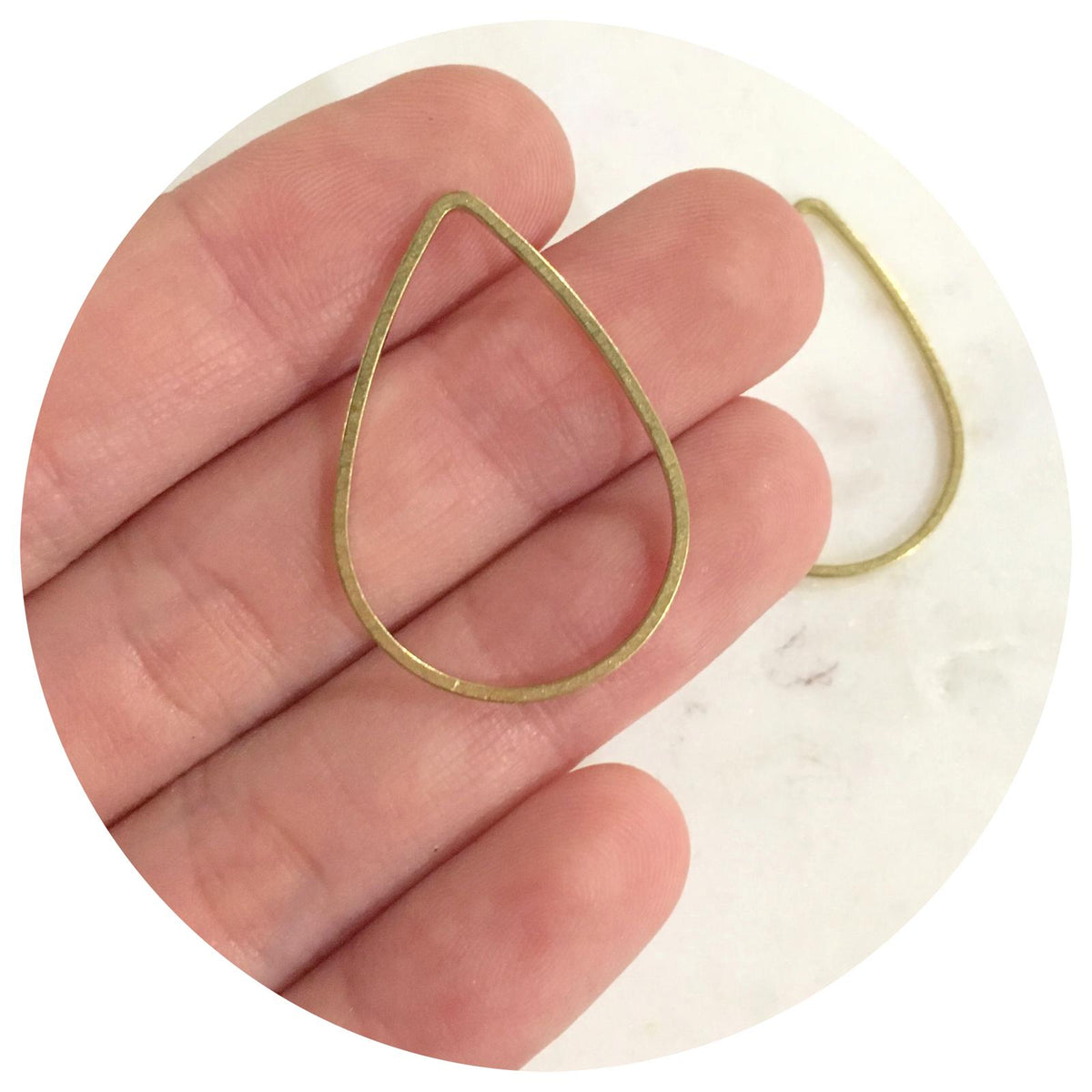 32mm Open Teardrop Connector - Raw Brass - 2 pcs - BS1140