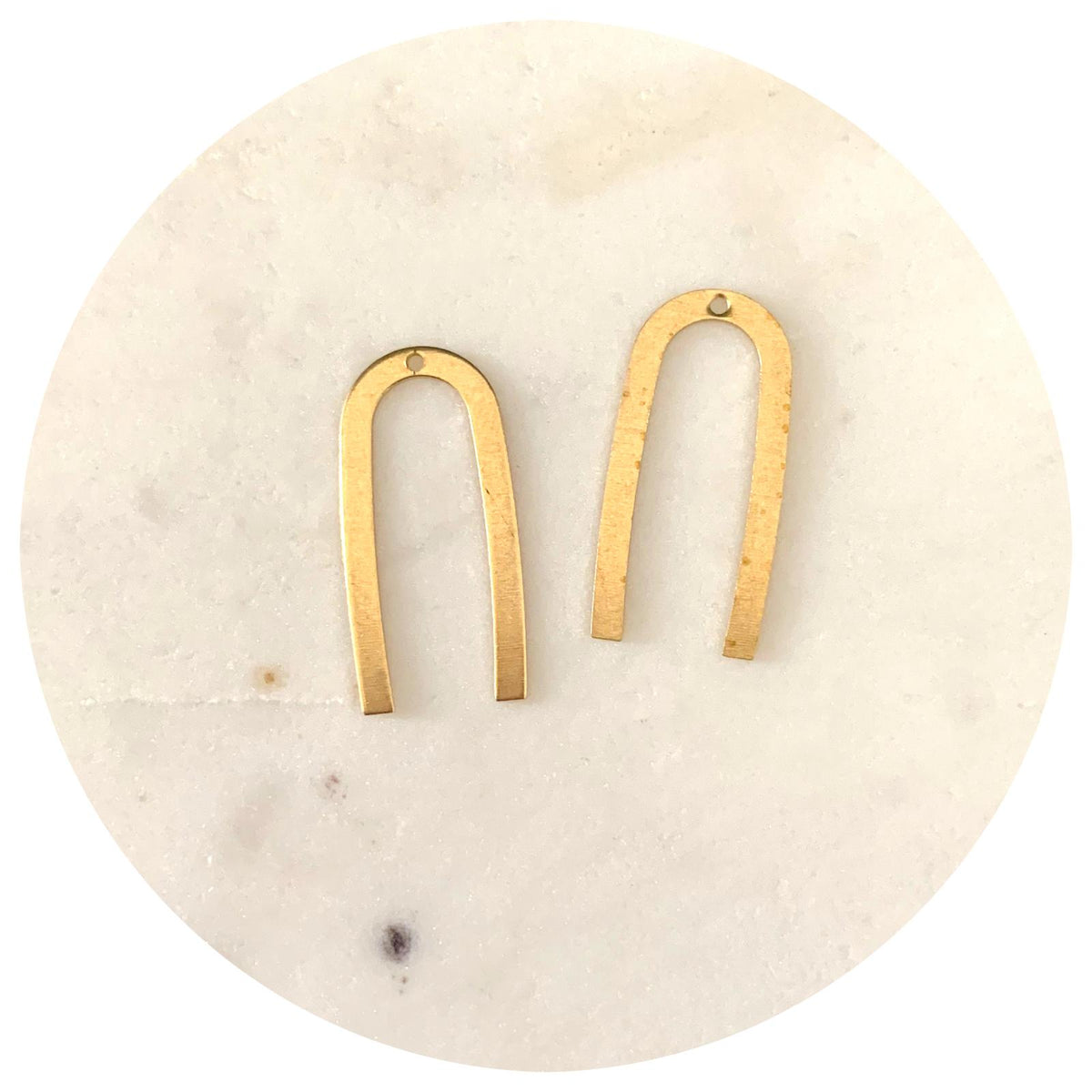 U Shaped Pendants - 1 Hole - Raw Brass - 2 pcs - E019