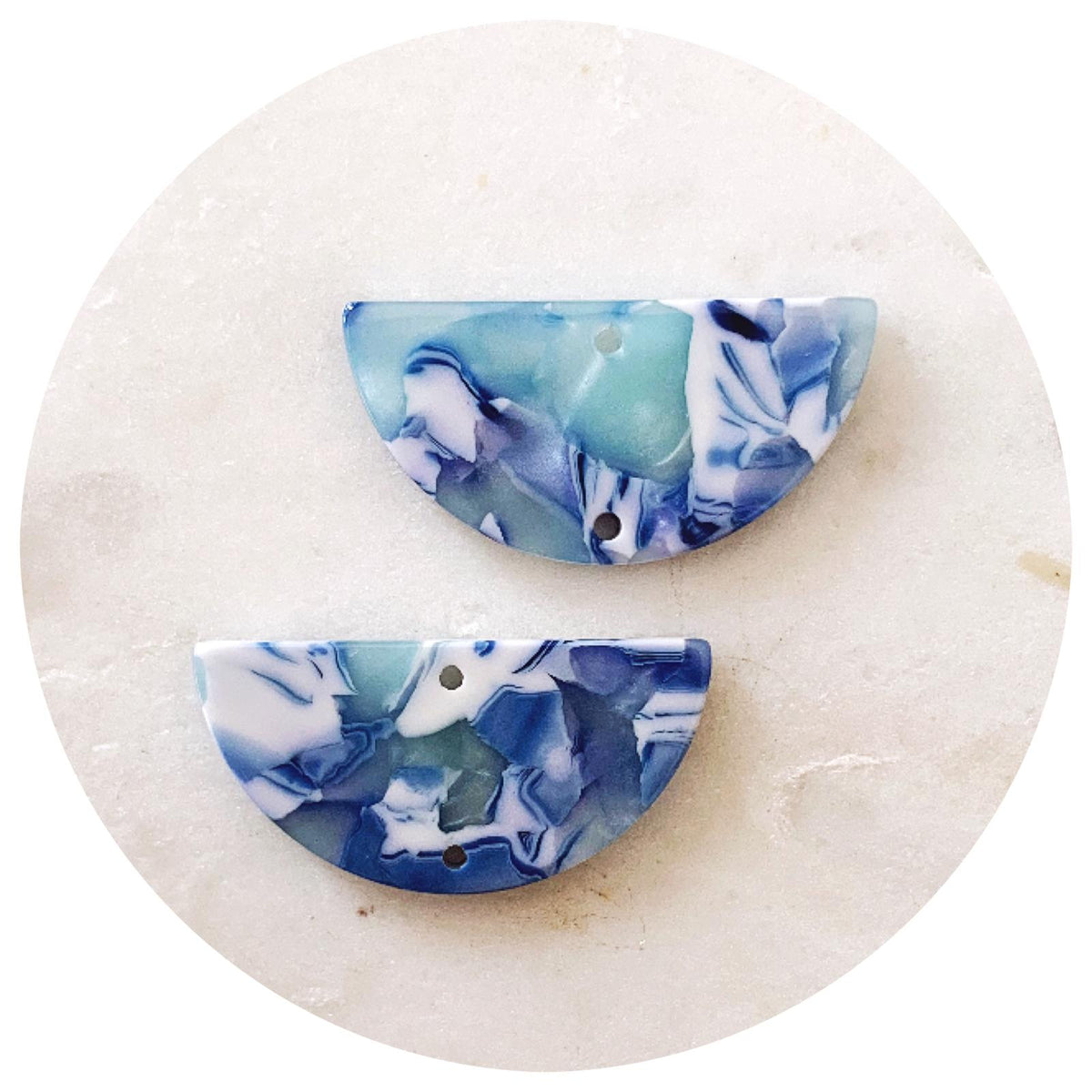 Acrylic Connectors - Half Circle - 2 Holes - 2pc