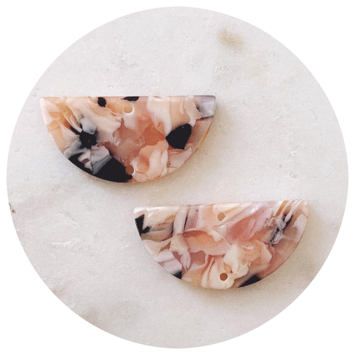 Acrylic Connectors - Half Circle - 2 Holes - 2pc