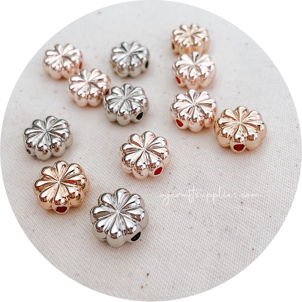 13mm Flower Acrylic Beads - CHOOSE YOUR COLOUR - 5 Beads